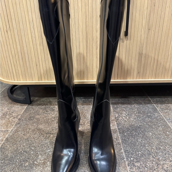 H&M Black Knee-High Leather Boots - Picture 3 of 6